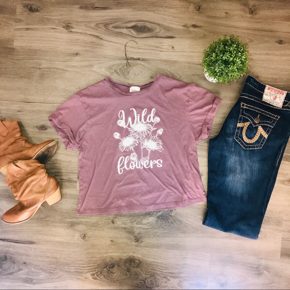 Dusty purple wild flowers tee shirt 3 for $30